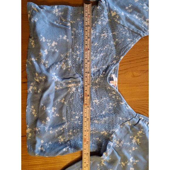 Lottie Moss Blue Floral Smocked Off-Shoulder Crop Top Size L - Picture 4 of 6